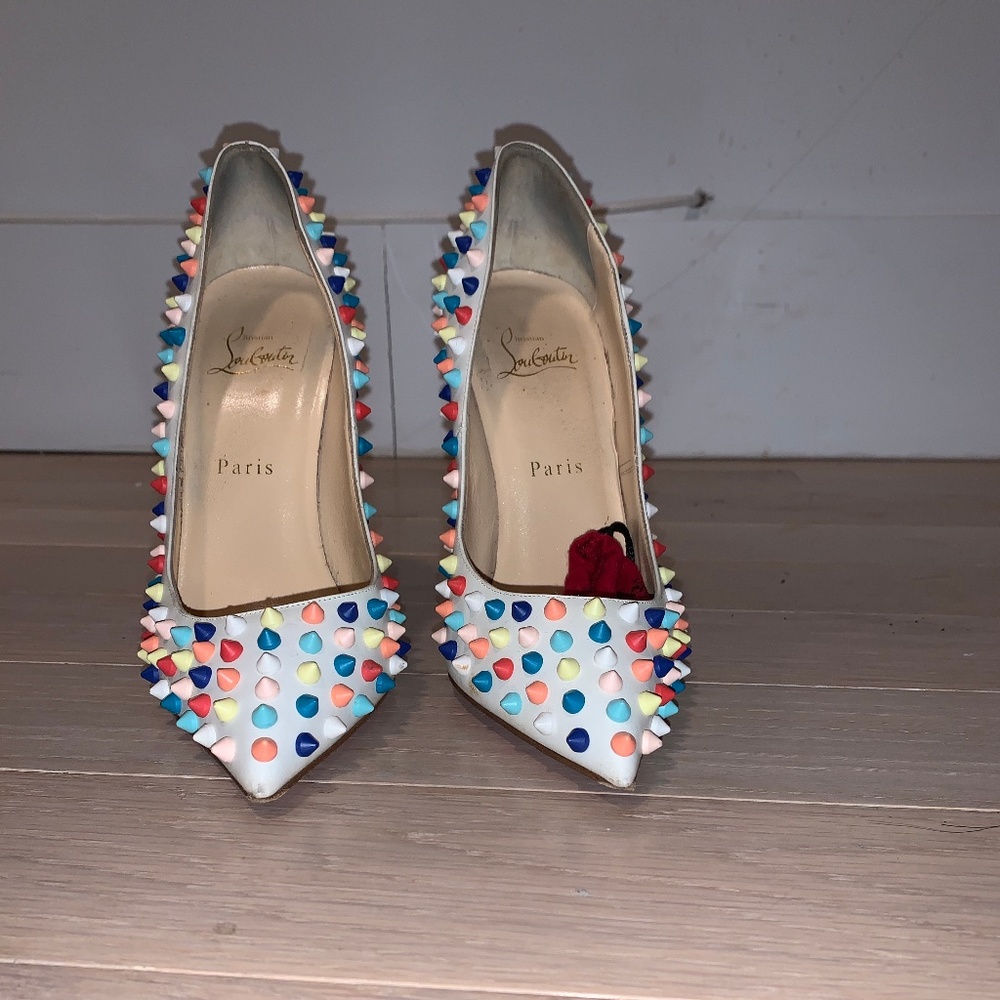 Christian Louboutin Spiked 39